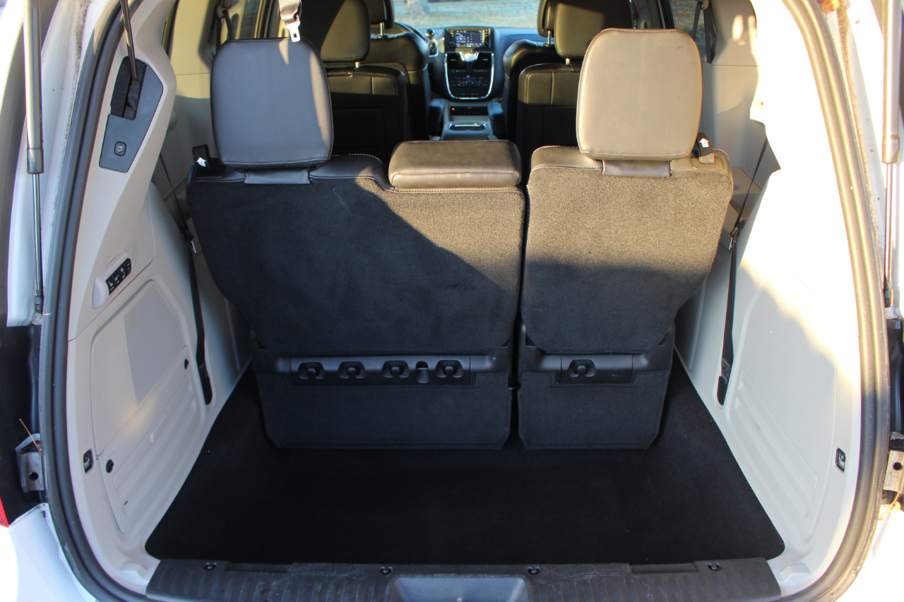 Chrysler Town & Country Limited Platinum 2016