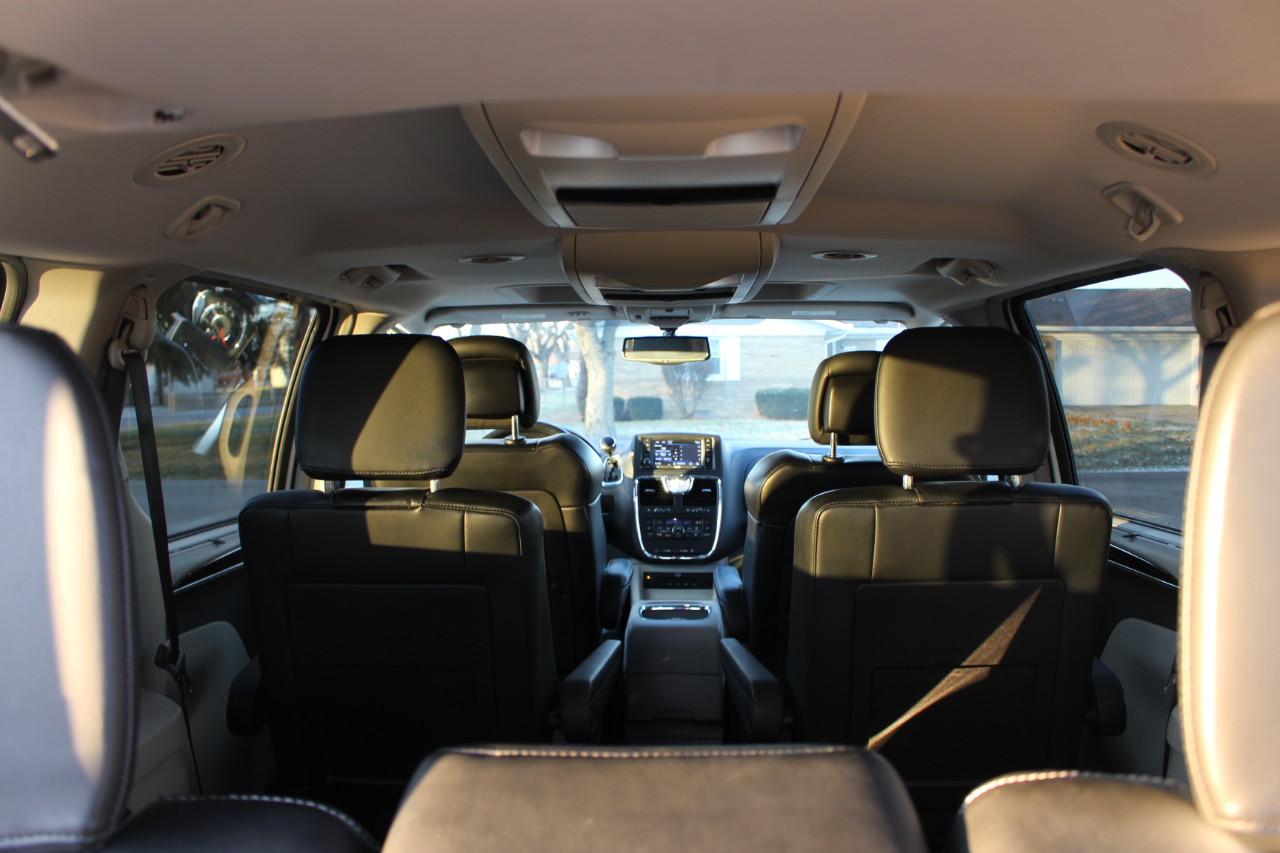 Chrysler Town & Country Limited Platinum 2016