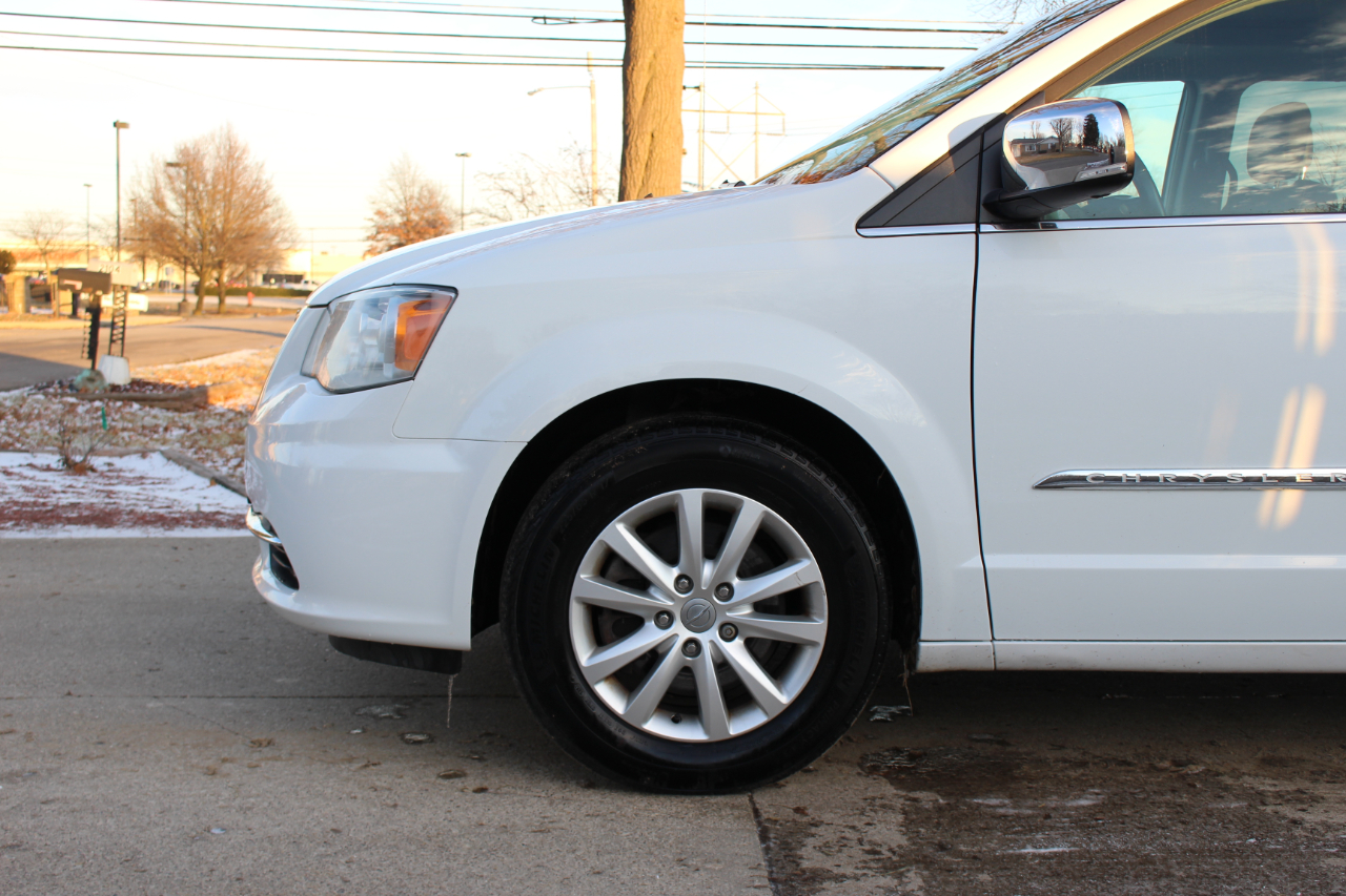 Chrysler Town & Country Limited Platinum 2016
