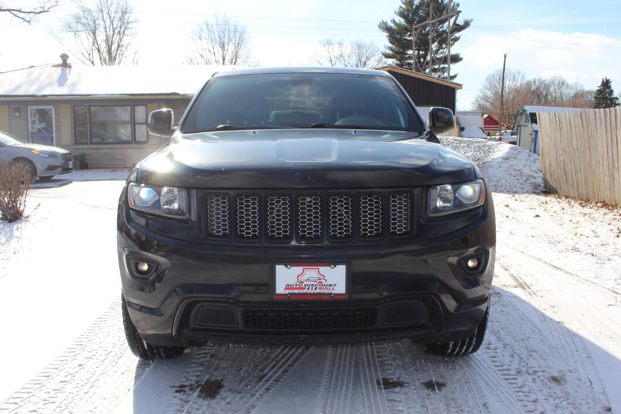 Jeep Grand Cherokee Laredo 4WD 2015