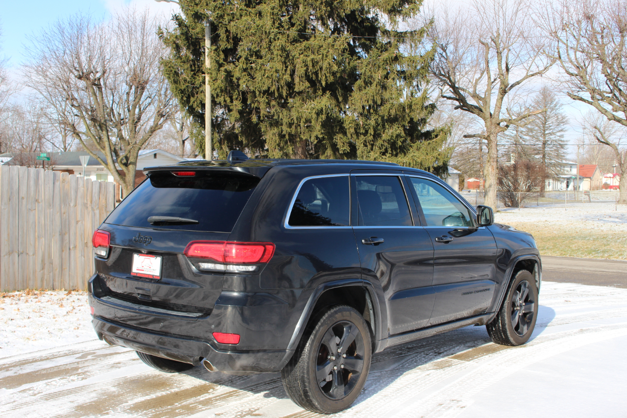 Jeep Grand Cherokee Laredo 4WD 2015