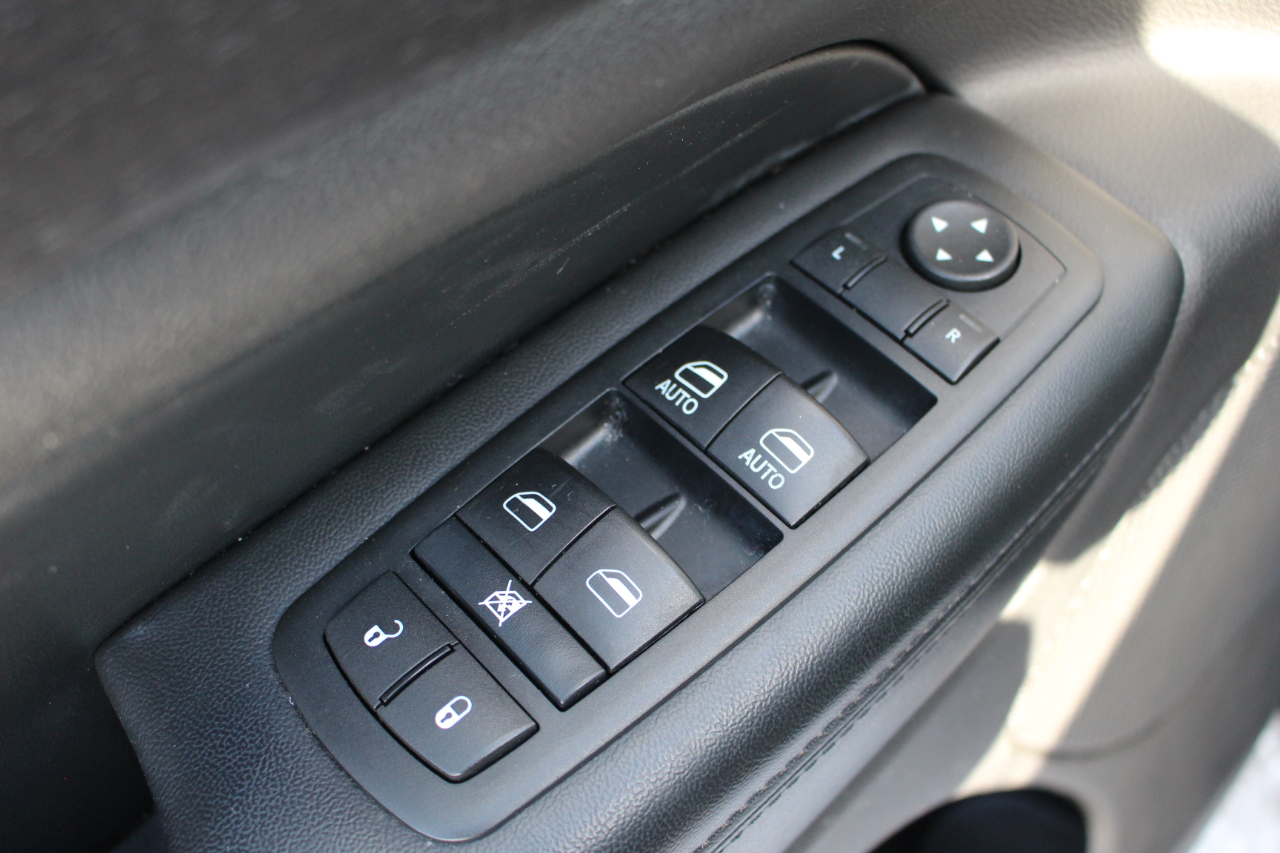 Jeep Grand Cherokee Laredo 4WD 2015