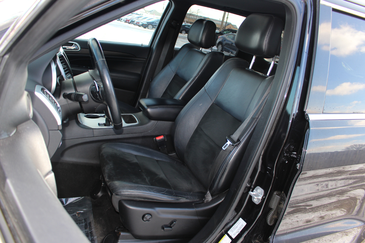 Jeep Grand Cherokee Laredo 4WD 2015