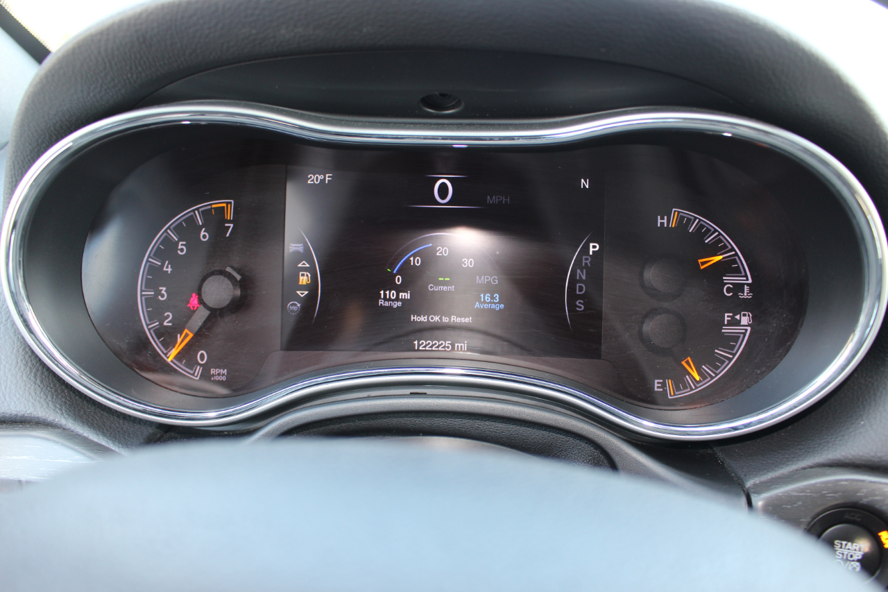 Jeep Grand Cherokee Laredo 4WD 2015