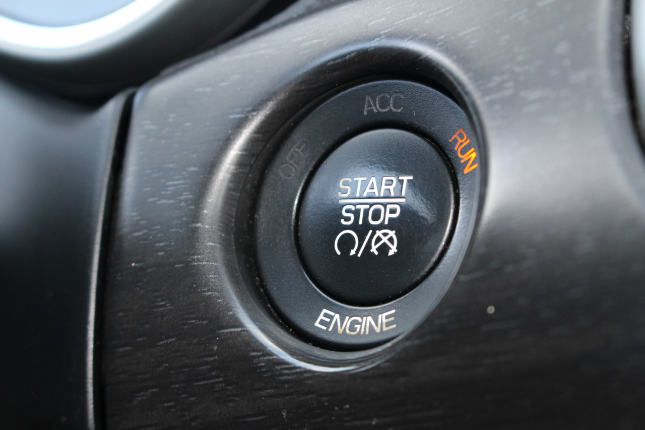 Jeep Grand Cherokee Laredo 4WD 2015