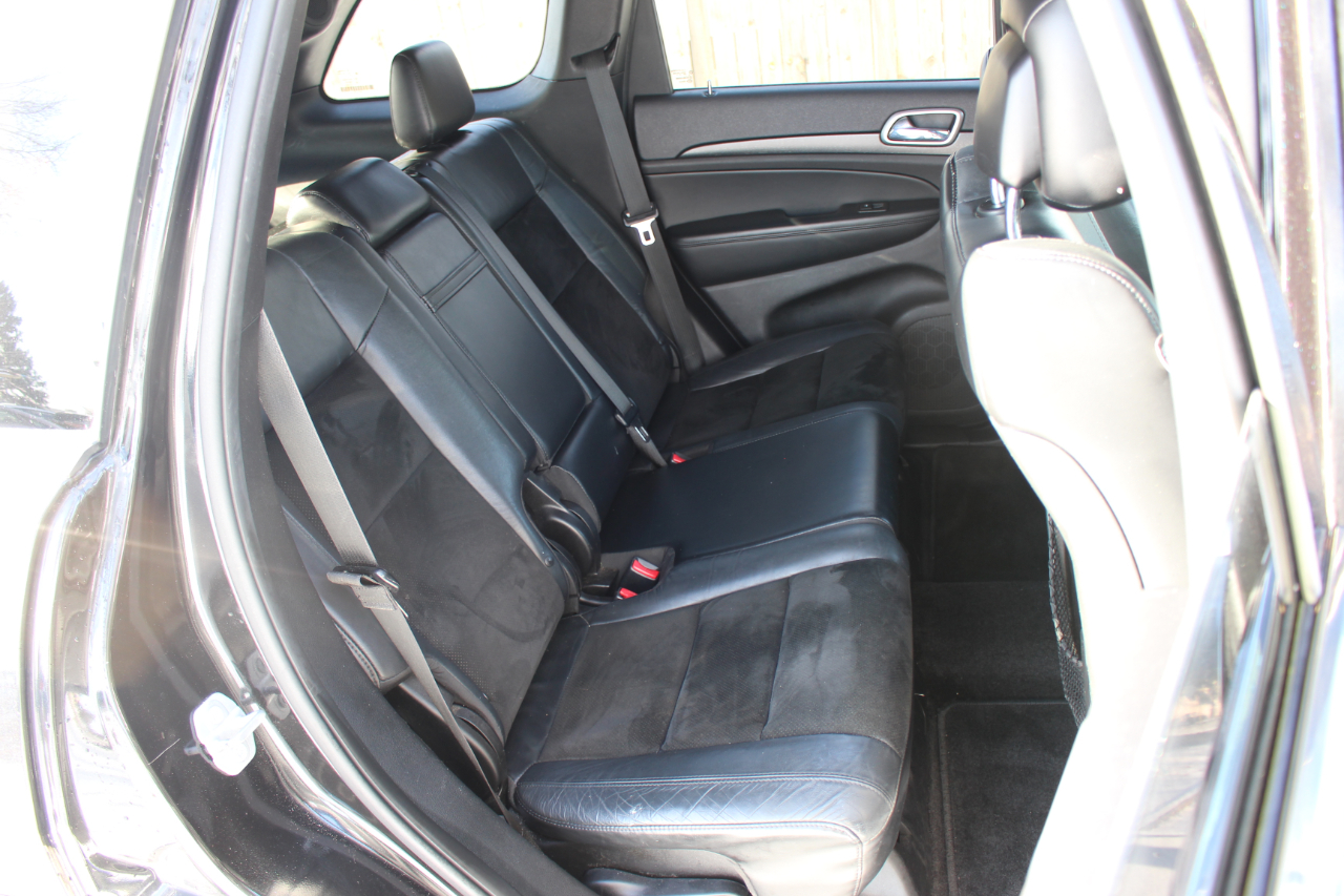 Jeep Grand Cherokee Laredo 4WD 2015