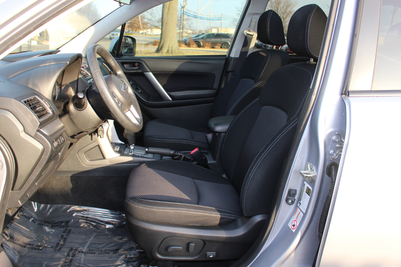 Subaru Forester 2.5i Premium PZEV CVT 2017