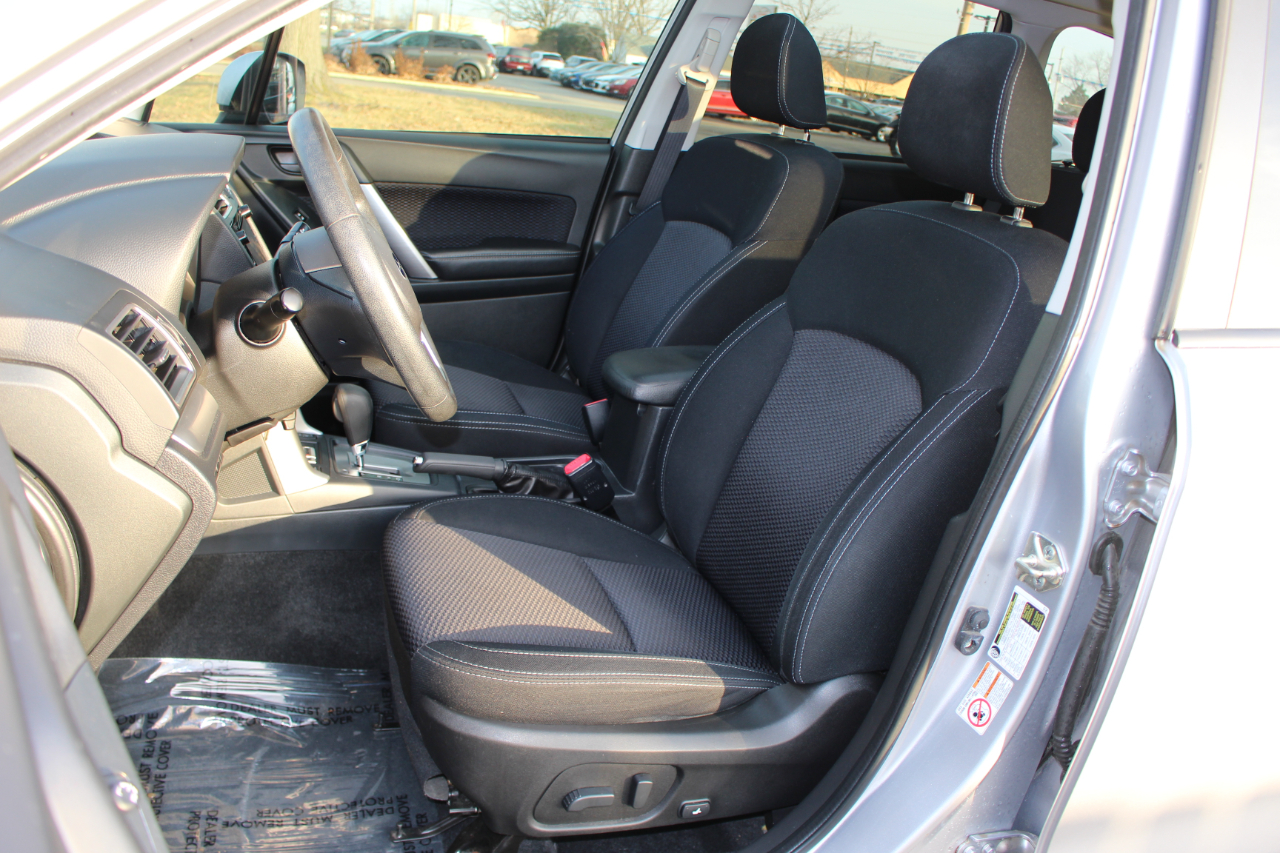 Subaru Forester 2.5i Premium PZEV CVT 2017