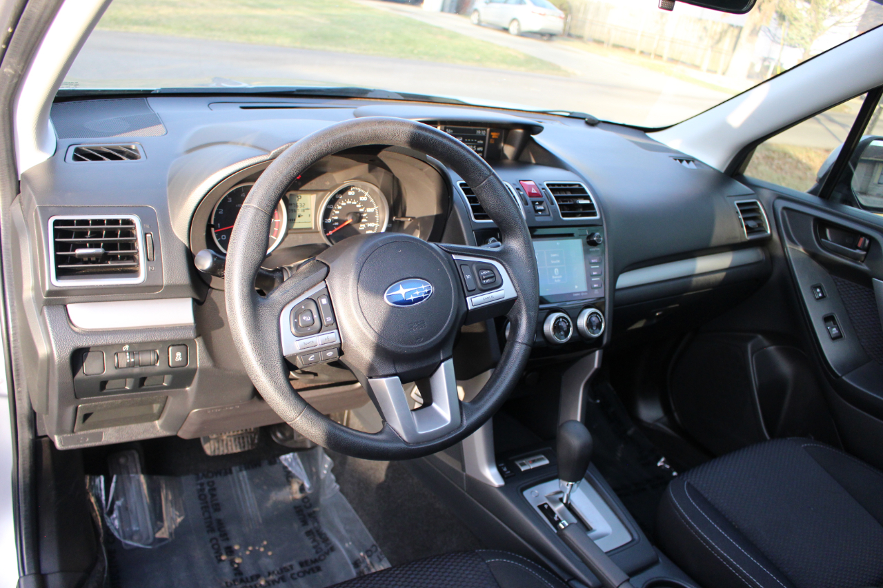 Subaru Forester 2.5i Premium PZEV CVT 2017