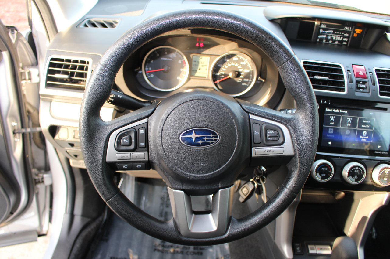 Subaru Forester 2.5i Premium PZEV CVT 2017