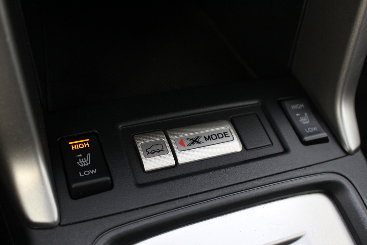 Subaru Forester 2.5i Premium PZEV CVT 2017