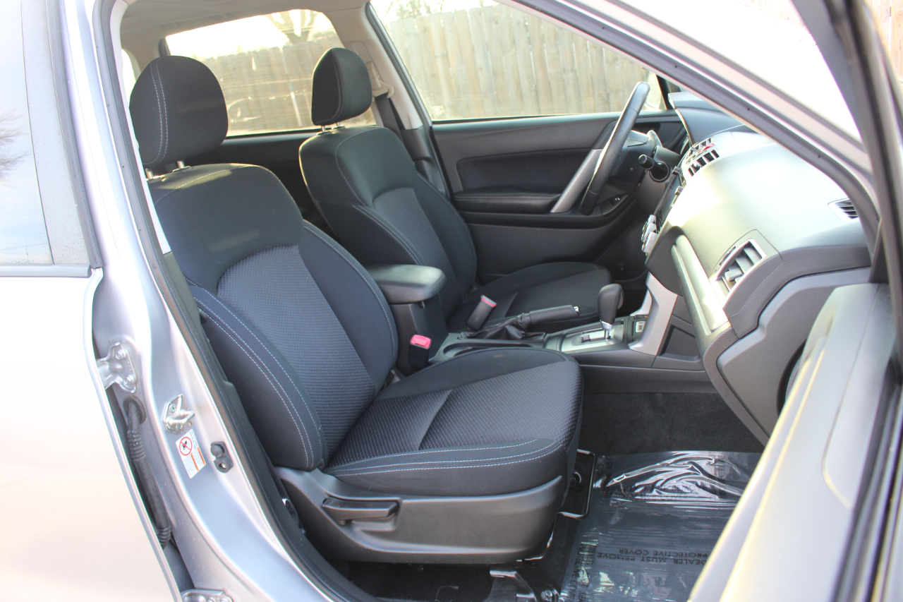 Subaru Forester 2.5i Premium PZEV CVT 2017