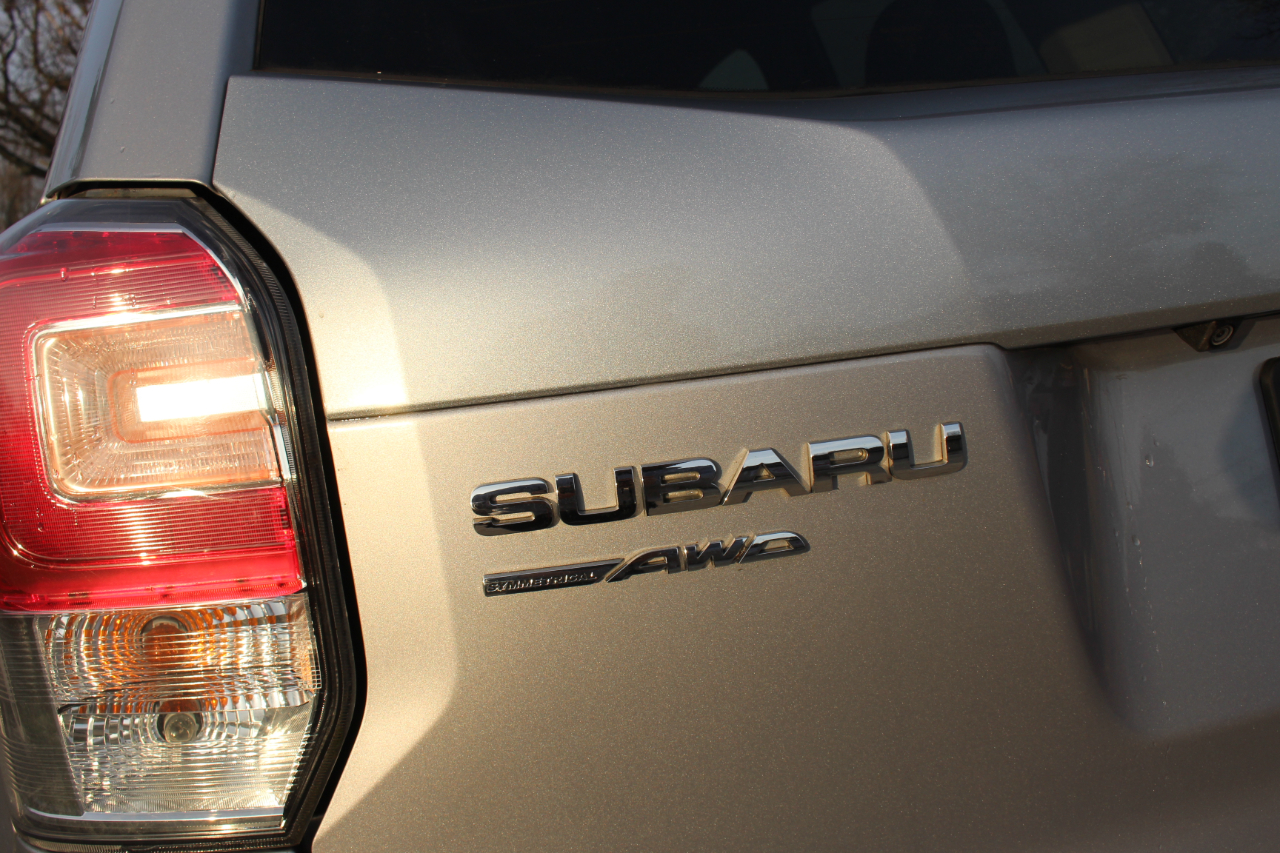 Subaru Forester 2.5i Premium PZEV CVT 2017