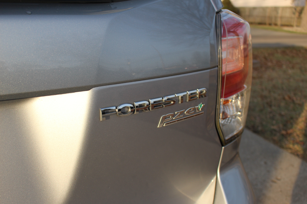 Subaru Forester 2.5i Premium PZEV CVT 2017