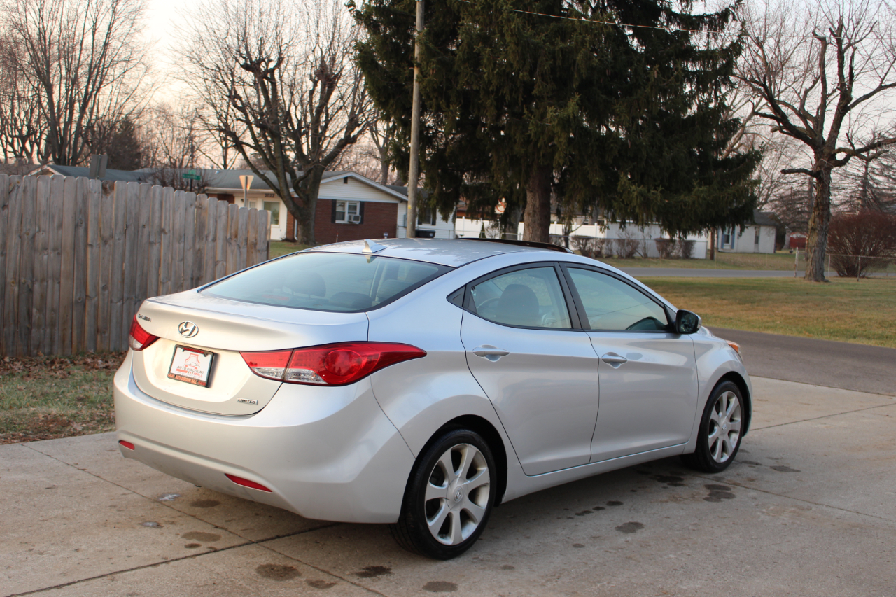 Hyundai Elantra Limited 2013