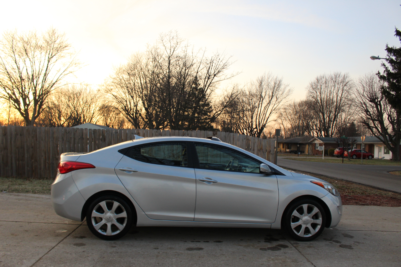 Hyundai Elantra Limited 2013