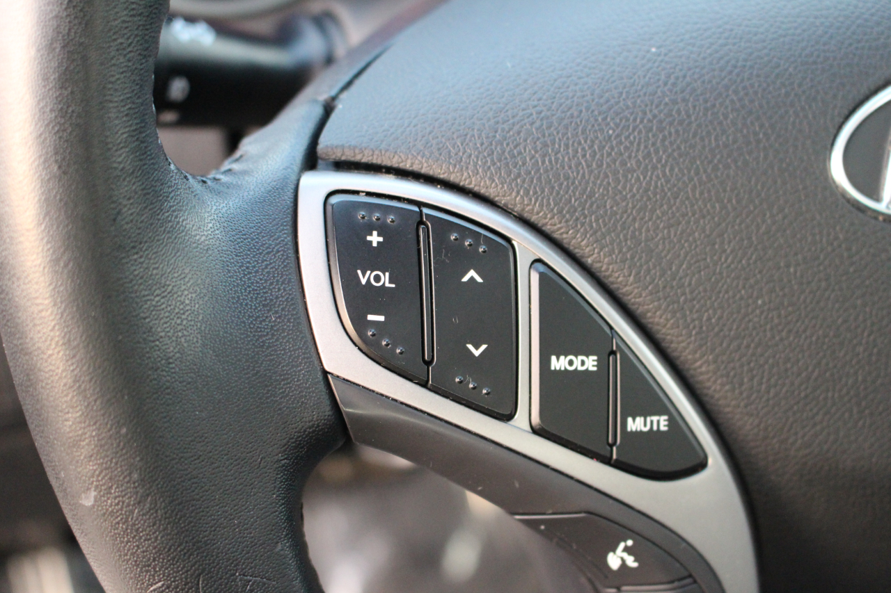 Hyundai Elantra Limited 2013