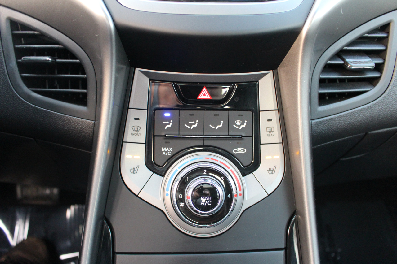 Hyundai Elantra Limited 2013