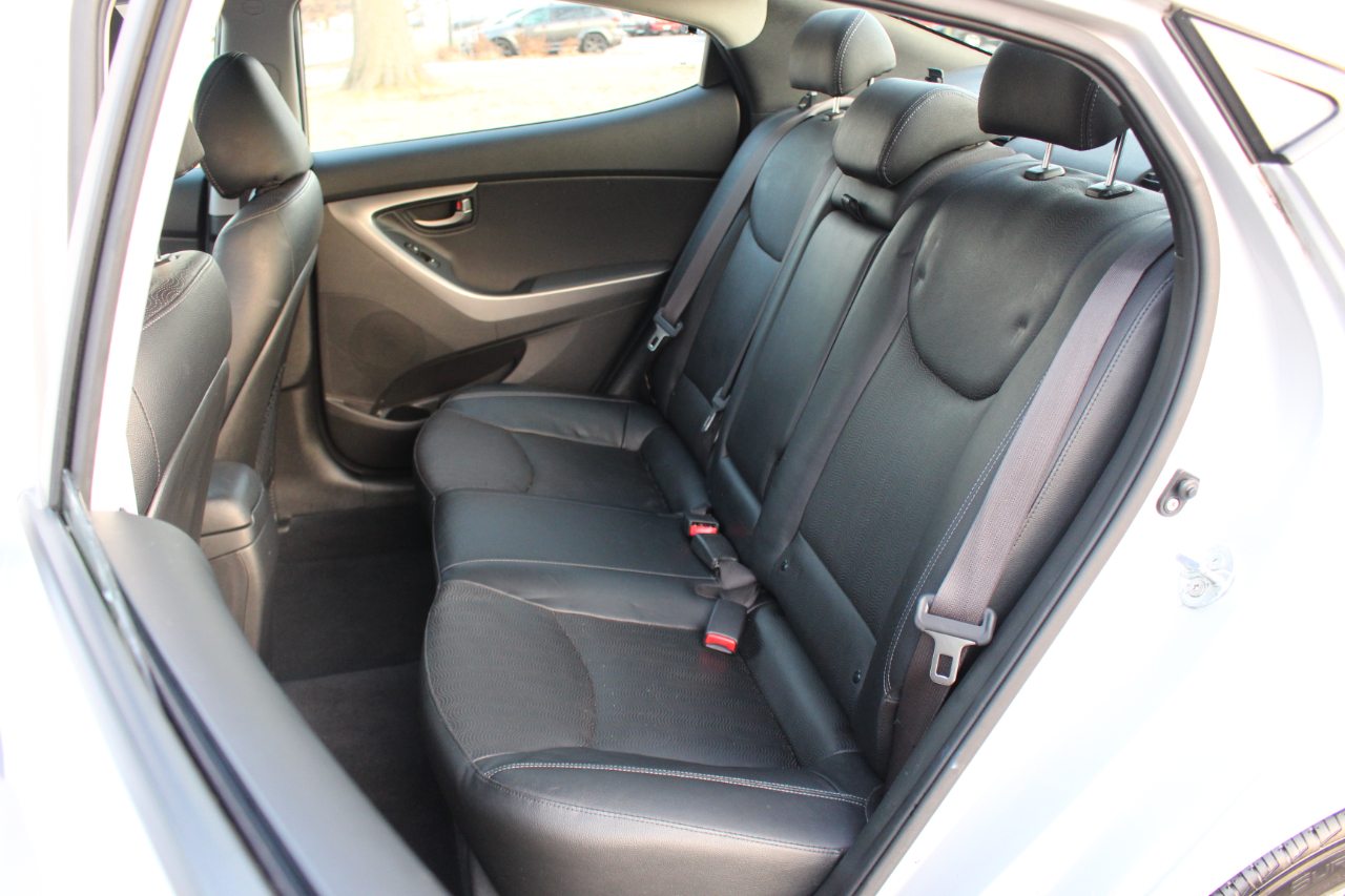 Hyundai Elantra Limited 2013