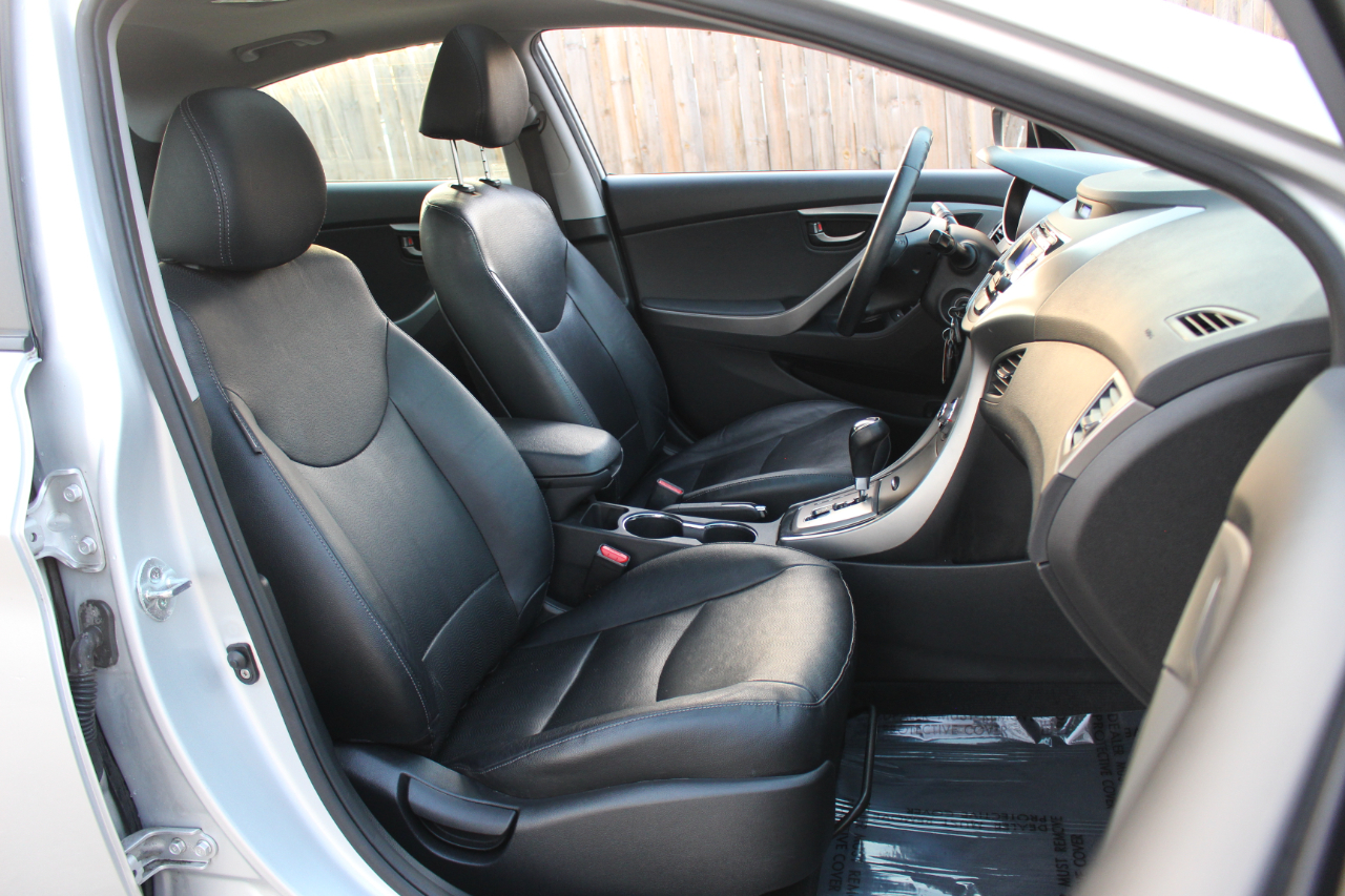 Hyundai Elantra Limited 2013