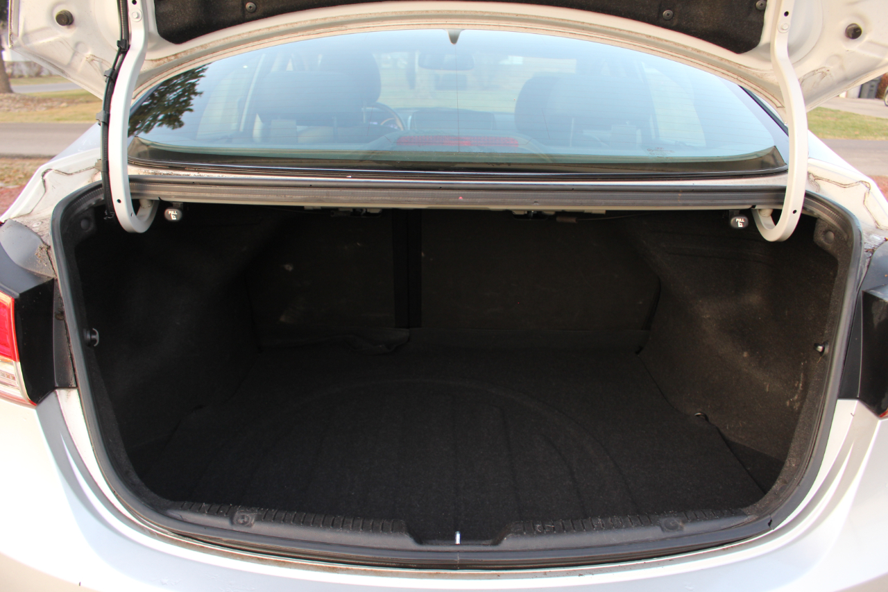 Hyundai Elantra Limited 2013