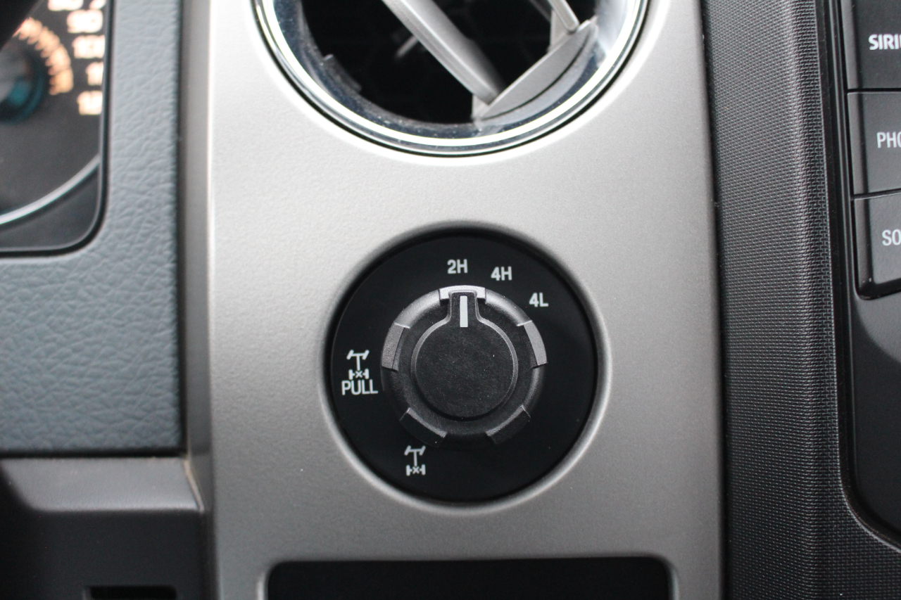 Ford F-150 XLT SuperCrew 5.5-ft. Bed 4WD 2014