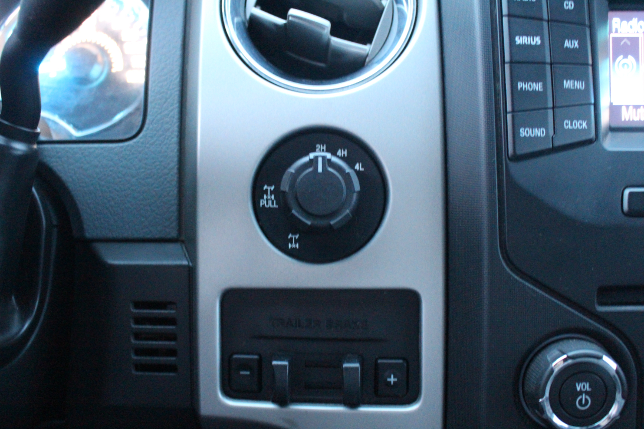 Ford F-150 XLT SuperCrew 5.5-ft. Bed 4WD 2013