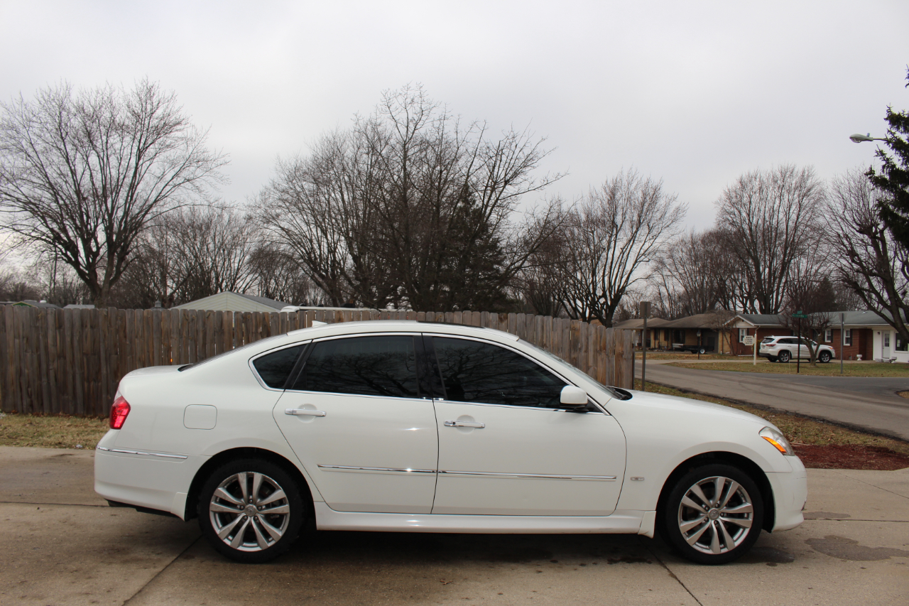 Infiniti M 35 4WD 2008