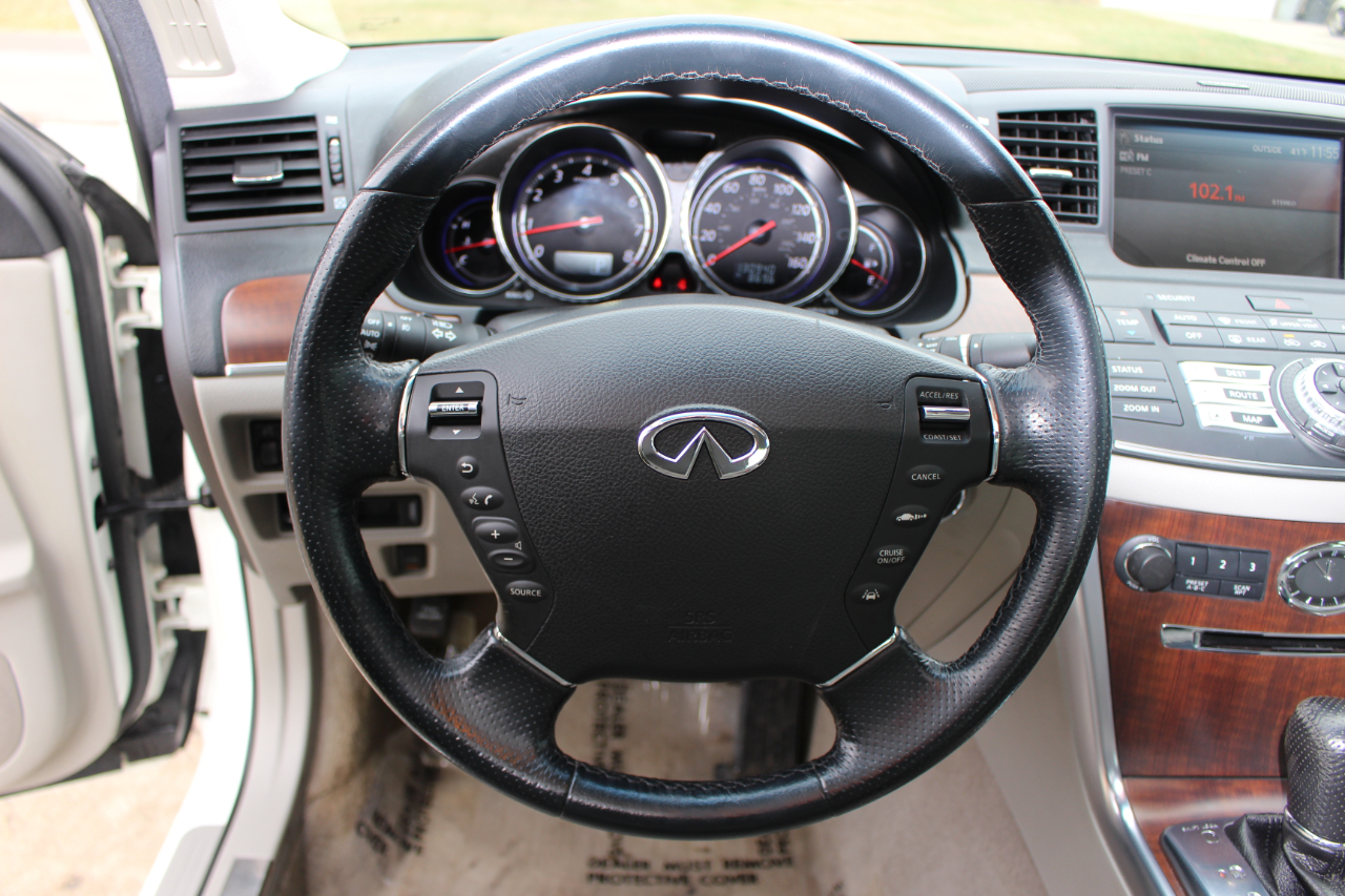 Infiniti M 35 4WD 2008