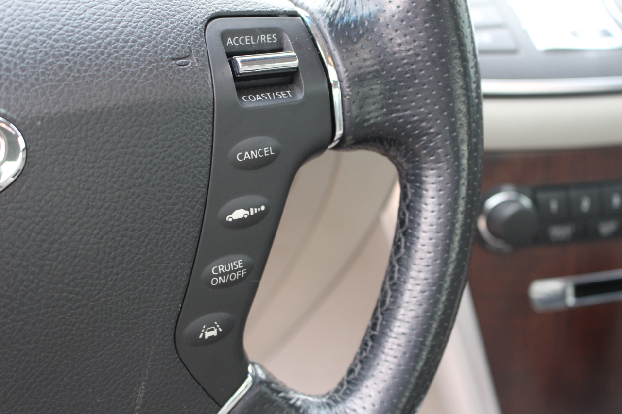 Infiniti M 35 4WD 2008