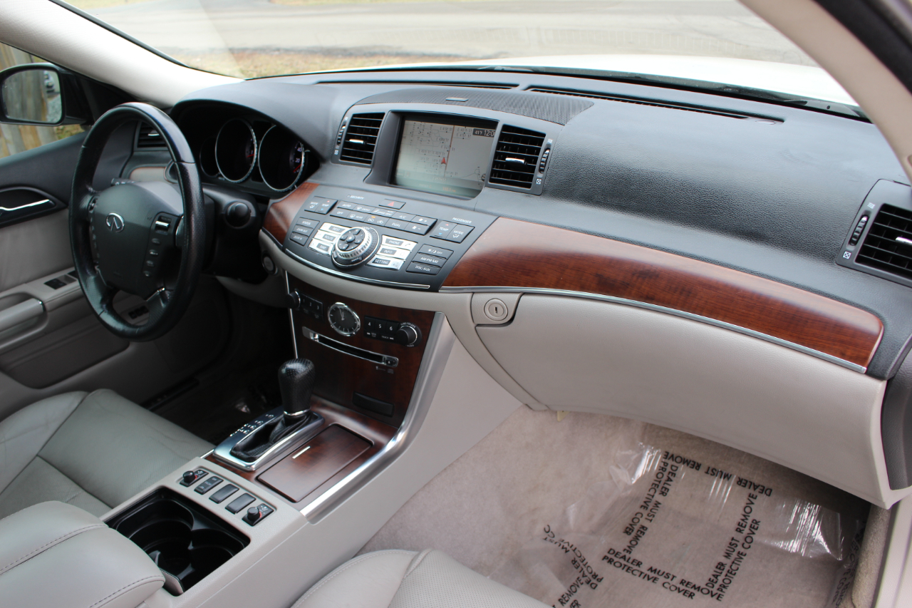 Infiniti M 35 4WD 2008