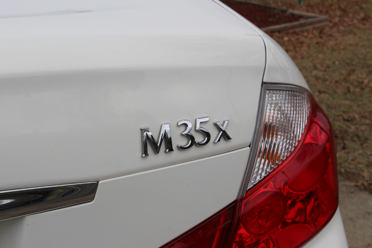 Infiniti M 35 4WD 2008