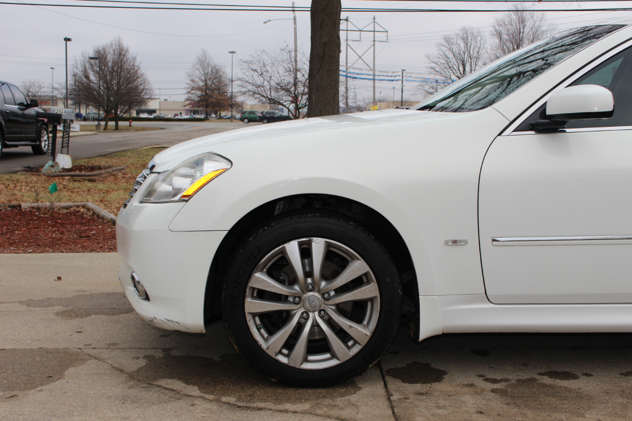 Infiniti M 35 4WD 2008