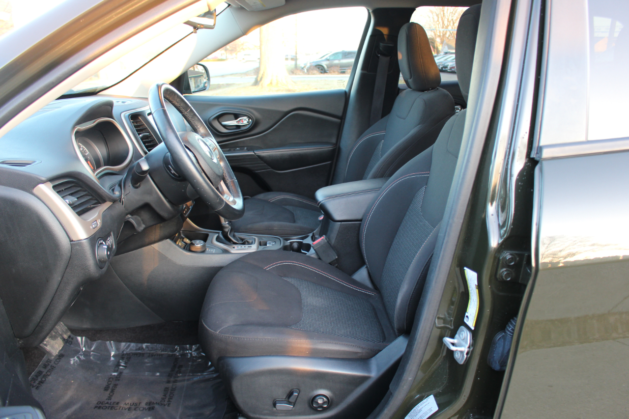 Jeep Cherokee Latitude 4WD 2017