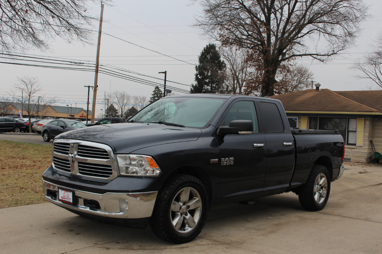 RAM 1500 Big Horn Quad Cab 4WD 2017