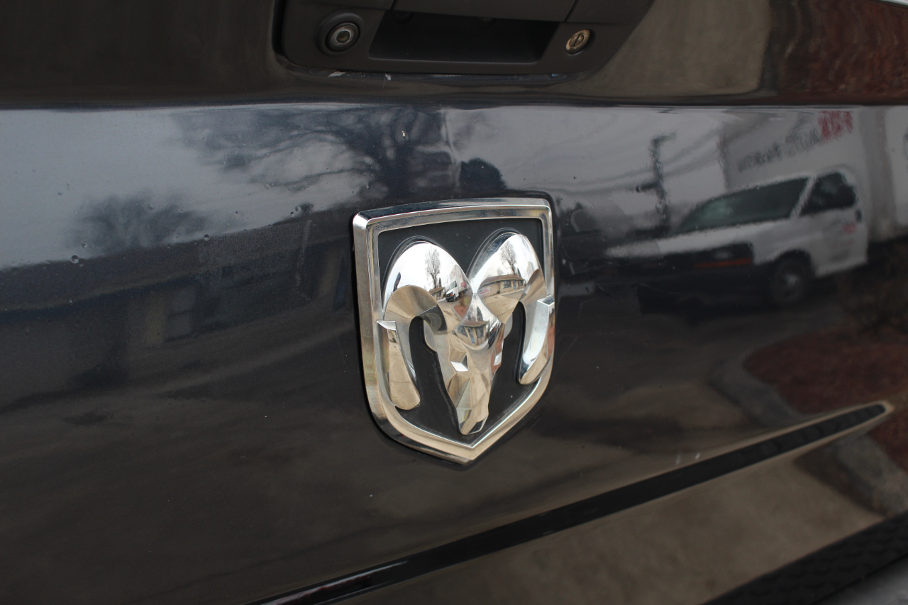 RAM 1500 Big Horn Quad Cab 4WD 2017