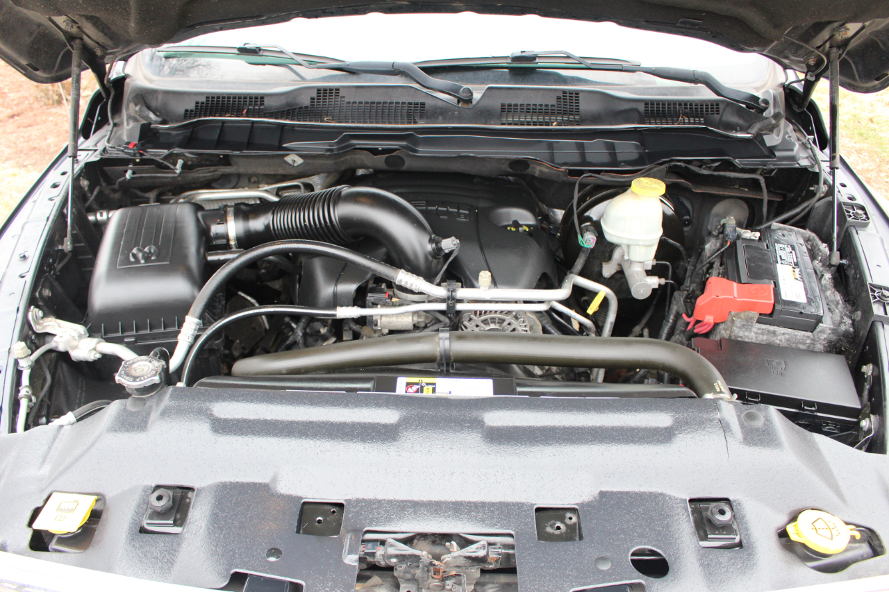 RAM 1500 Big Horn Quad Cab 4WD 2017