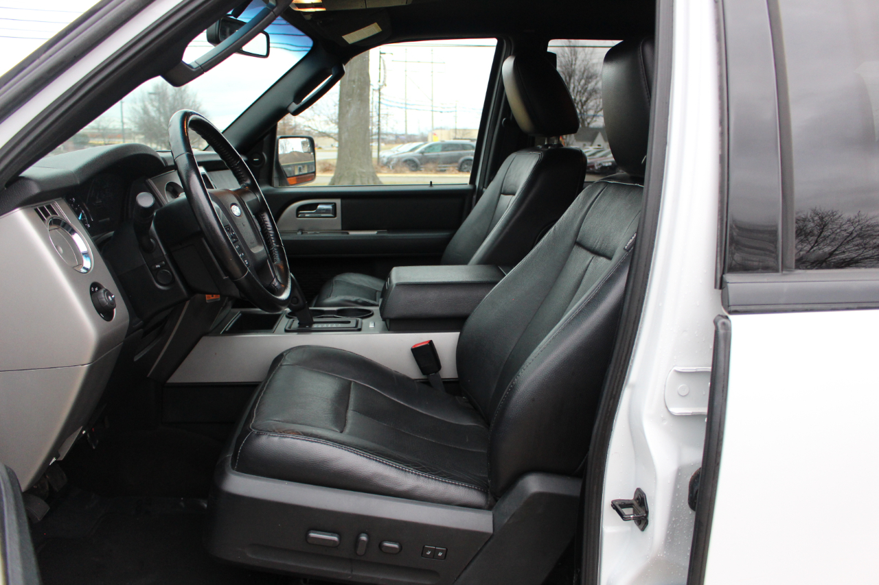Ford Expedition EL XLT 4WD 2016