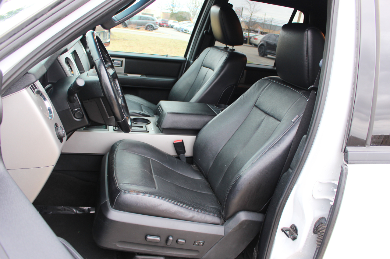 Ford Expedition EL XLT 4WD 2016