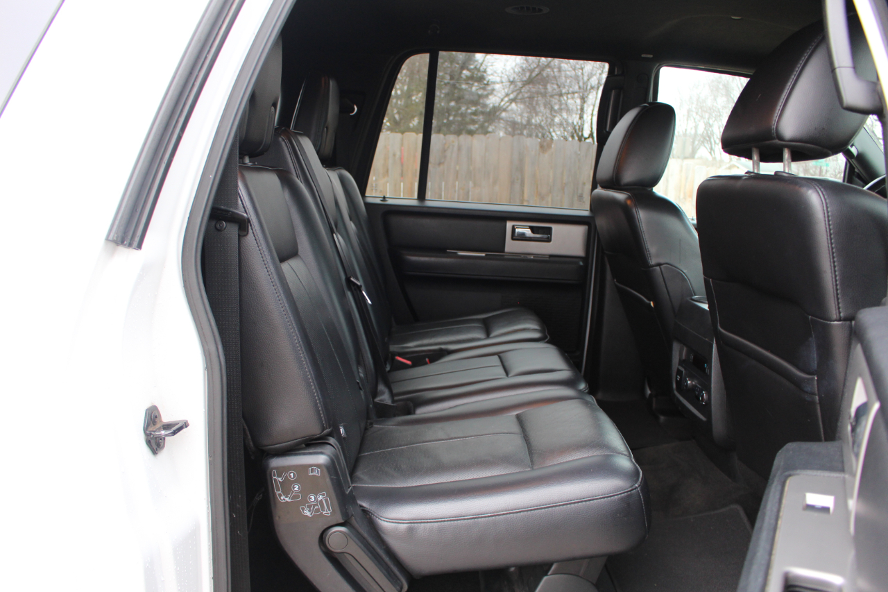 Ford Expedition EL XLT 4WD 2016