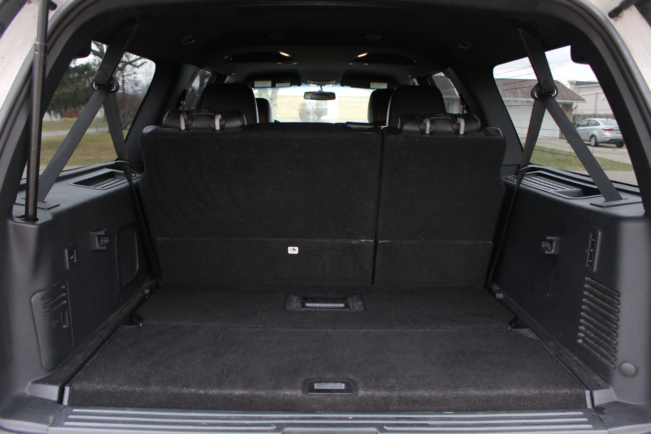 Ford Expedition EL XLT 4WD 2016