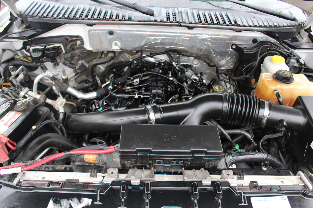 Ford Expedition EL XLT 4WD 2016