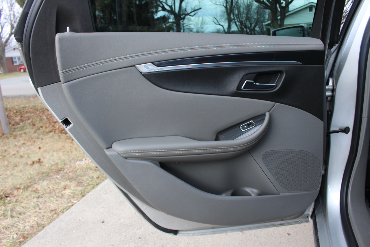 Chevrolet Impala LT 2018