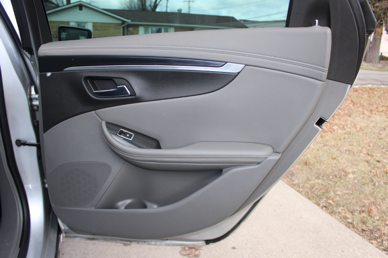 Chevrolet Impala LT 2018