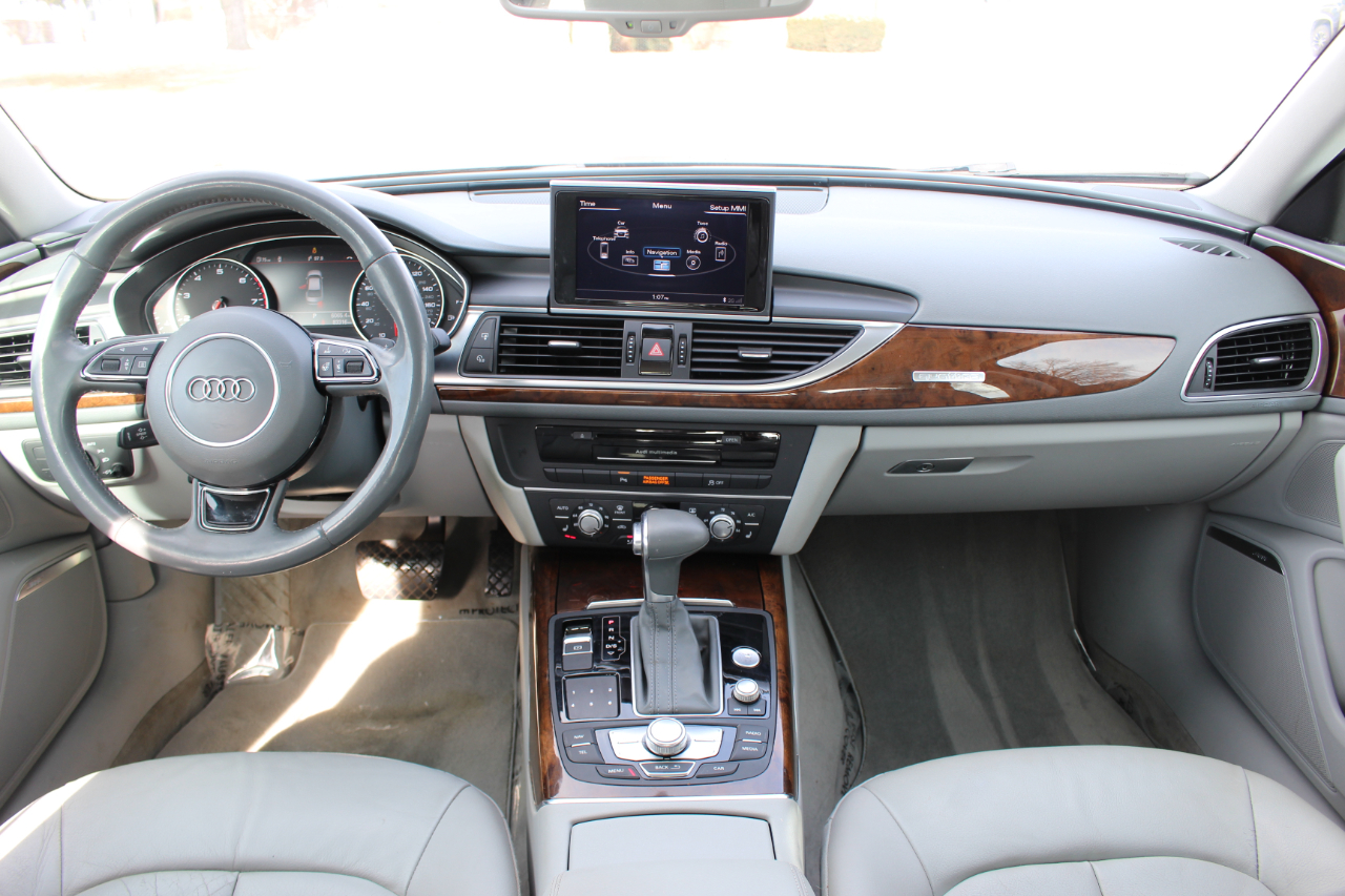 Audi A6 2.0T Premium Plus 2015