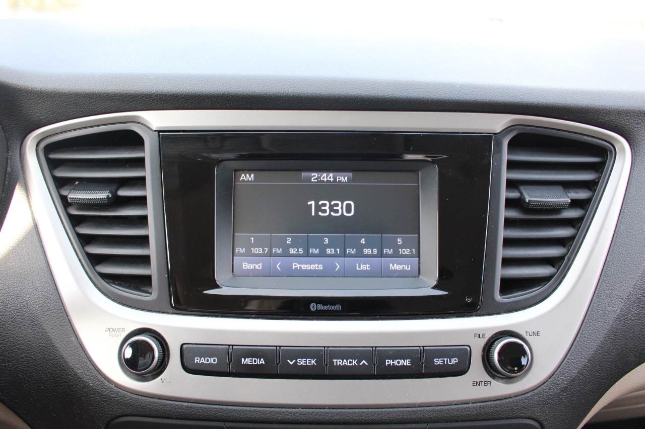 Hyundai Accent SE 2019