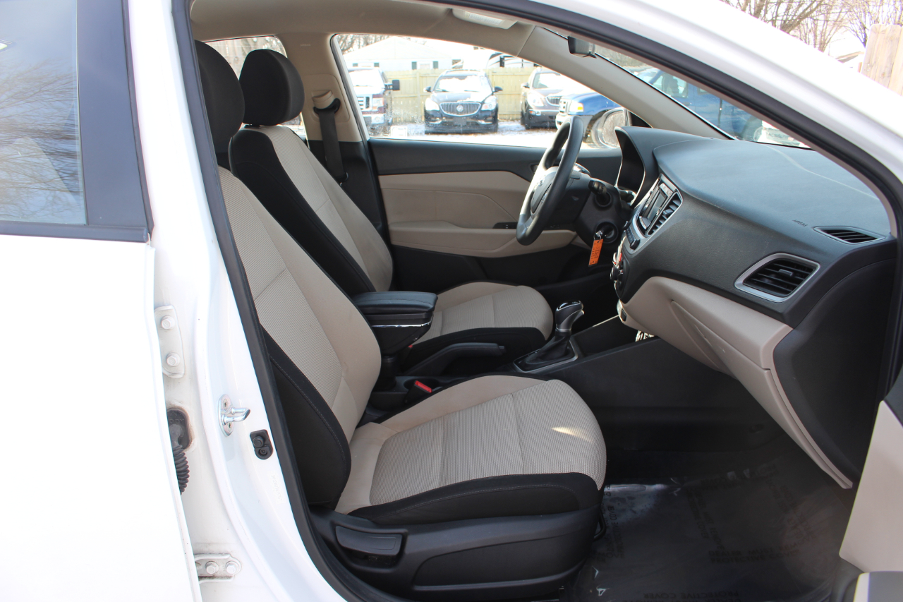 Hyundai Accent SE 2019