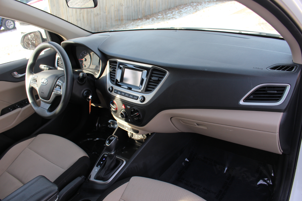 Hyundai Accent SE 2019