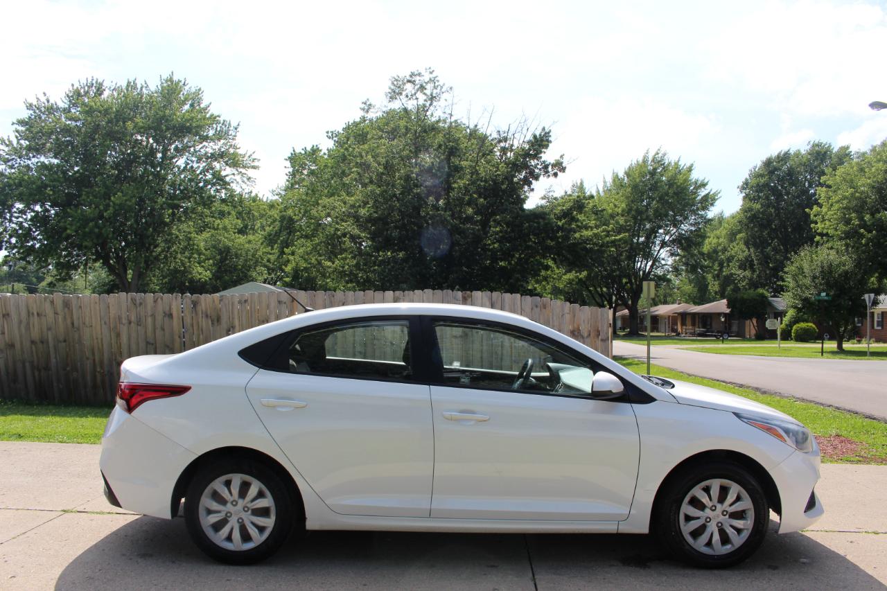 Hyundai Accent SE 2019