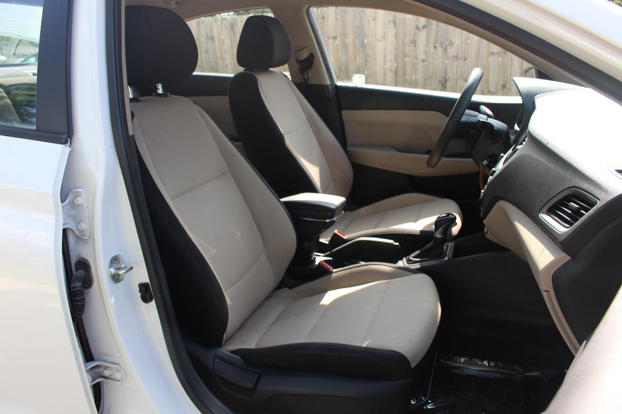 Hyundai Accent SE 2019